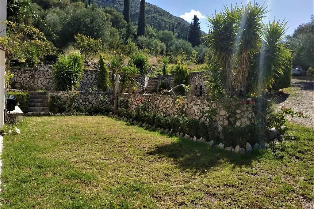 Fiorela Maisonette Sami  0*, Sami (Kefalonia) Greece