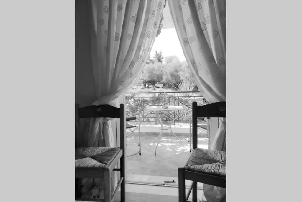 Fiorela Maisonette Sami  Greece