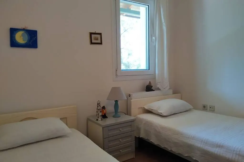 Fiorela Maisonette Sami  0*, Sami (Kefalonia) Greece