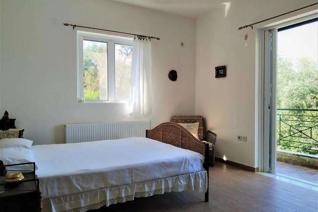 Fiorela Maisonette Sami